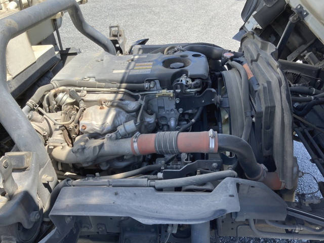 いすゞエルフパッカー車（塵芥車）小型（2t・3t）[写真22]