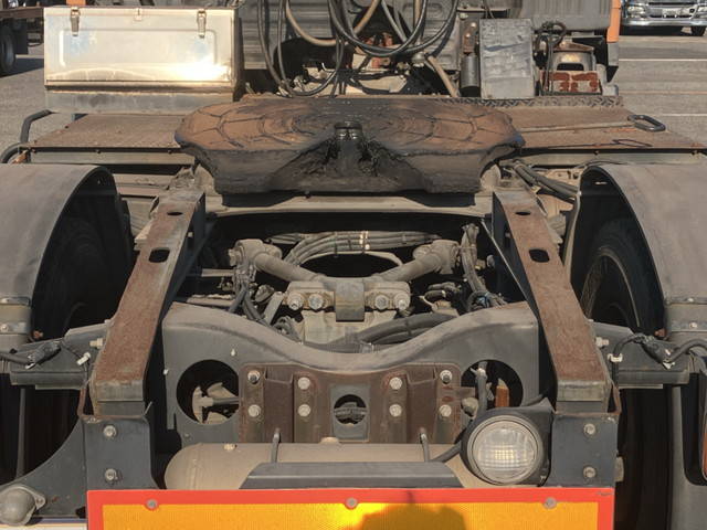 日野プロフィアトレーラーヘッド（トラクターヘッド）大型（10t）[写真18]