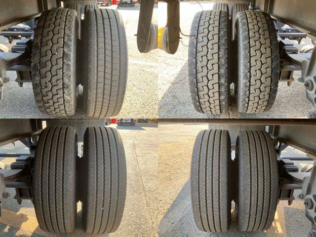 日野プロフィアトレーラーヘッド（トラクターヘッド）大型（10t）[写真26]