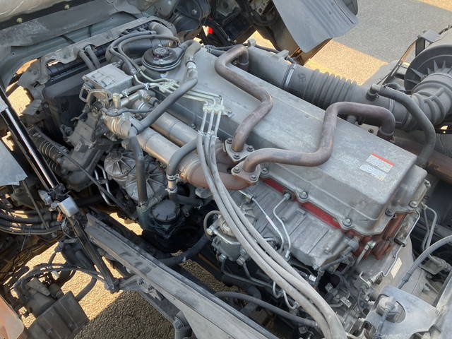 日野プロフィアトレーラーヘッド（トラクターヘッド）大型（10t）[写真29]