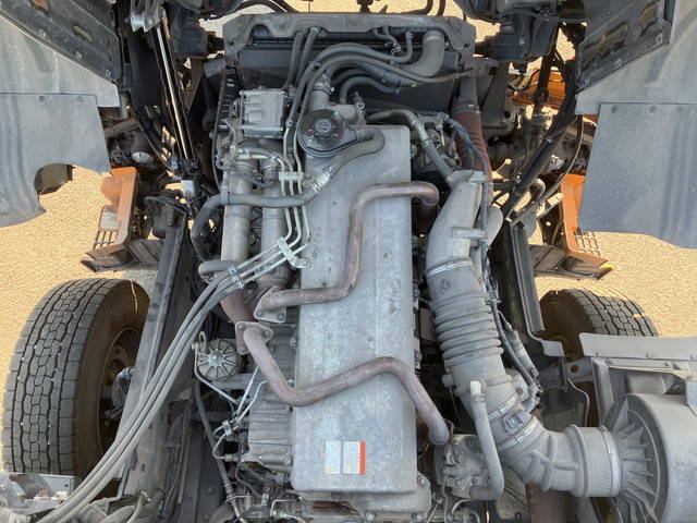 日野プロフィアトレーラーヘッド（トラクターヘッド）大型（10t）[写真31]