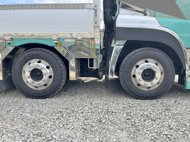 UDトラックスクオンアルミブロック大型（10t）[写真22]