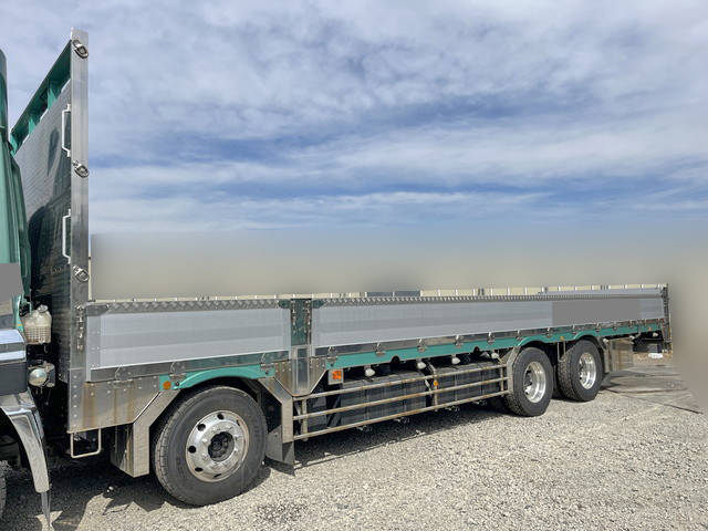 UDトラックスクオンアルミブロック大型（10t）[写真06]