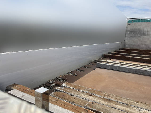 UDトラックスクオンアルミブロック大型（10t）[写真10]