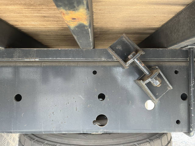 UDトラックスクオンアルミブロック大型（10t）[写真21]