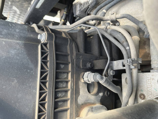 UDトラックスクオンアルミブロック大型（10t）[写真25]