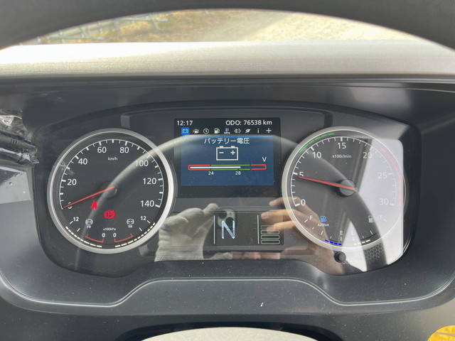 UDトラックスクオンアルミブロック大型（10t）[写真31]