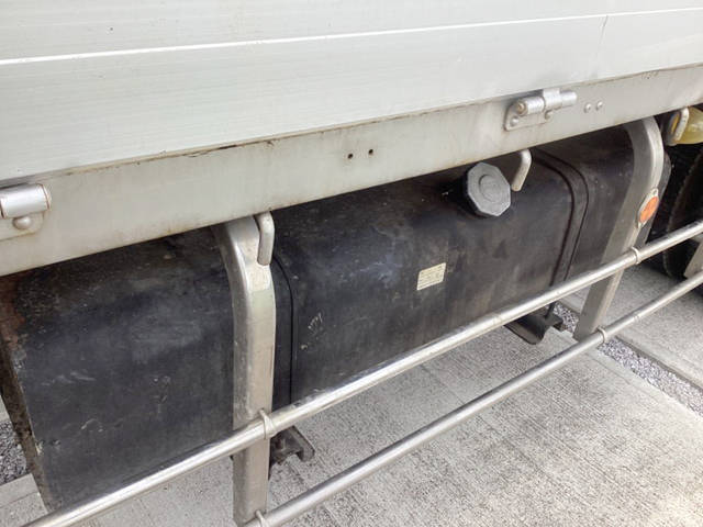 いすゞフォワードアルミブロック中型（4t）[写真14]