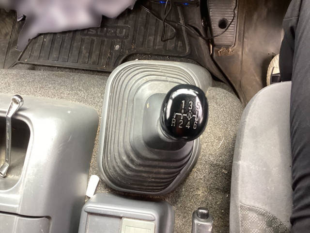 いすゞフォワードアルミブロック中型（4t）[写真29]