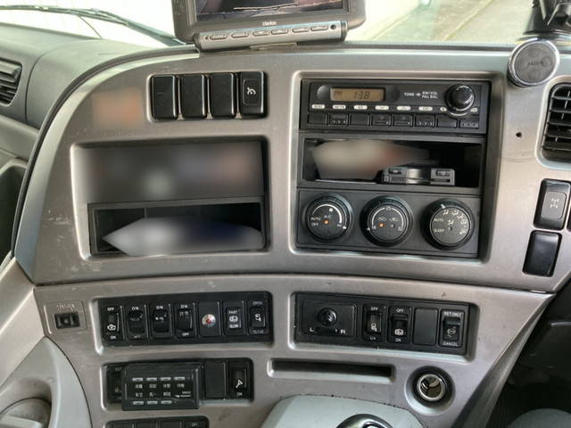 UDトラックスクオンアルミウイング大型（10t）[写真29]