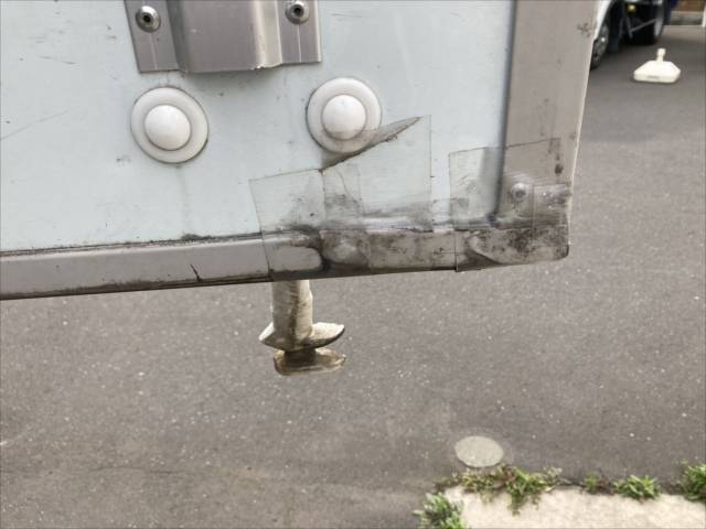 日野レンジャー冷凍車（冷蔵車）中型（4t）[写真16]