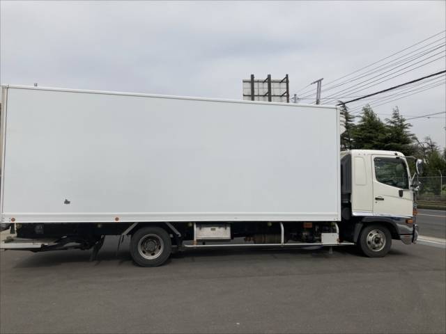 日野レンジャー冷凍車（冷蔵車）中型（4t）[写真07]