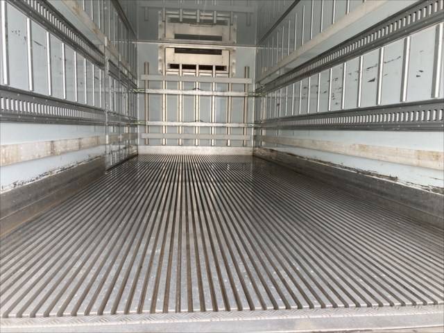 日野レンジャー冷凍車（冷蔵車）中型（4t）[写真08]