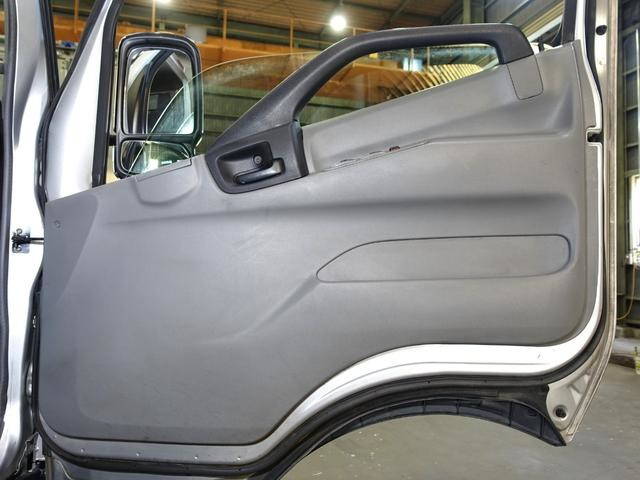 トヨタダイナアルミウイング小型（2t・3t）[写真39]