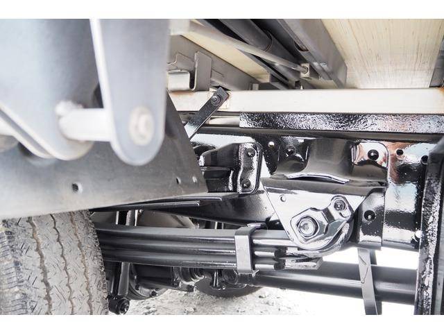 日野デュトロ平ボディ小型（2t・3t）[写真13]