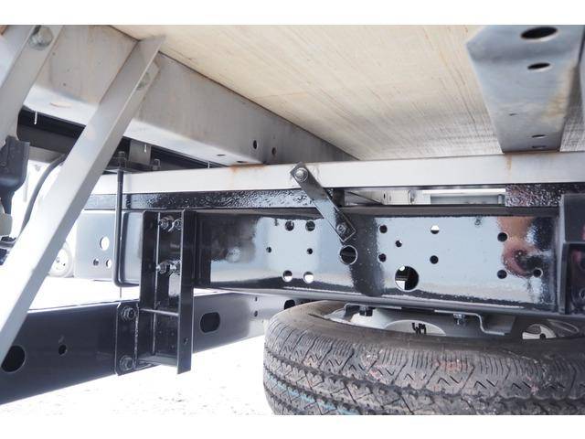 日野デュトロ平ボディ小型（2t・3t）[写真16]