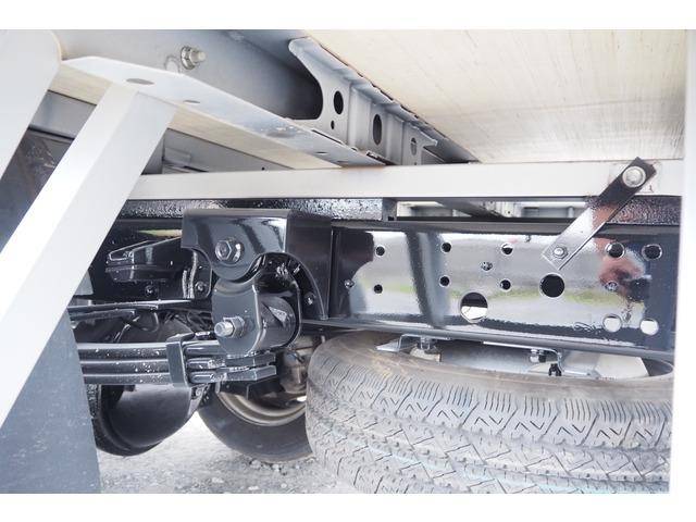 日野デュトロ平ボディ小型（2t・3t）[写真18]