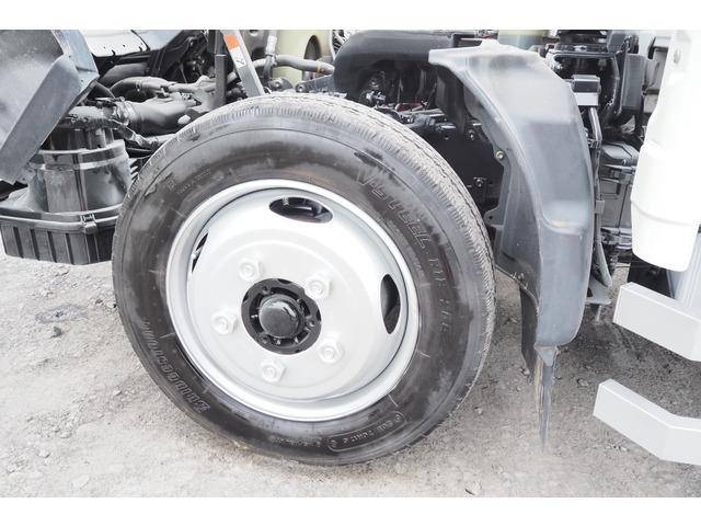 日野デュトロ平ボディ小型（2t・3t）[写真22]