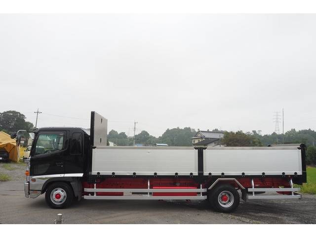 日野レンジャーアルミブロック中型（4t）[写真03]