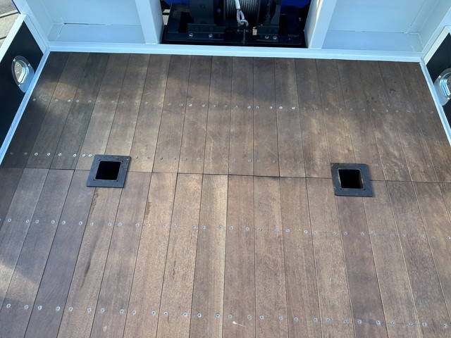 三菱ふそうファイターセルフクレーン4段増トン（6t・8t）[写真10]