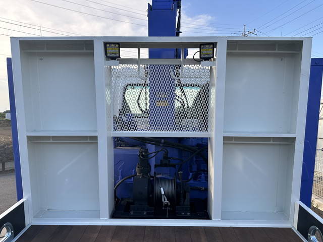 三菱ふそうファイターセルフクレーン4段増トン（6t・8t）[写真11]