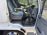 三菱ふそうファイターセルフクレーン4段増トン（6t・8t）[写真30]