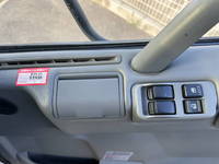 三菱ふそうファイターセルフクレーン4段増トン（6t・8t）[写真35]