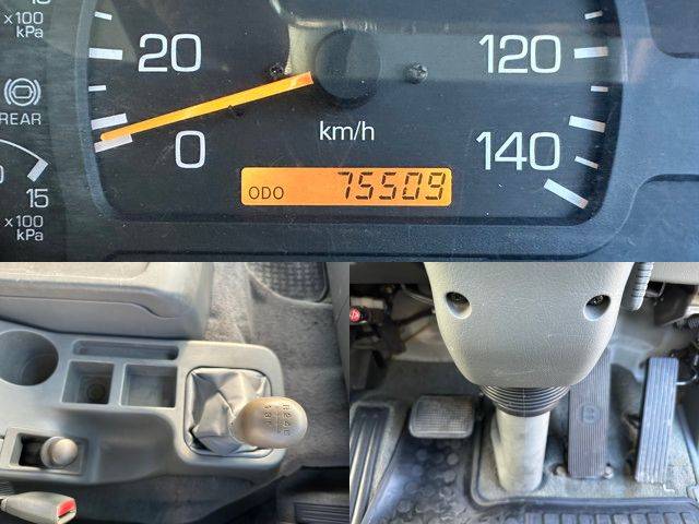 三菱ふそうファイターセルフクレーン4段増トン（6t・8t）[写真37]