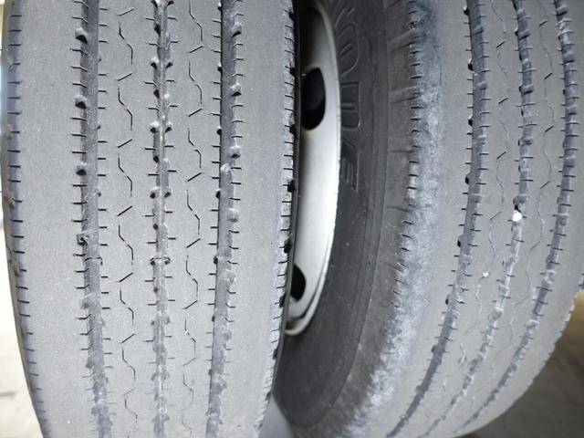 いすゞエルフアルミウイング小型（2t・3t）[写真25]