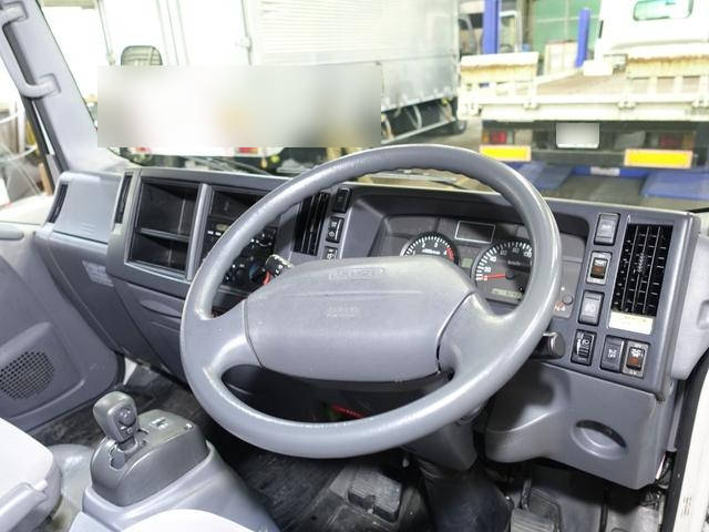 いすゞエルフアルミウイング小型（2t・3t）[写真34]