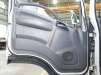 いすゞエルフアルミウイング小型（2t・3t）[写真36]