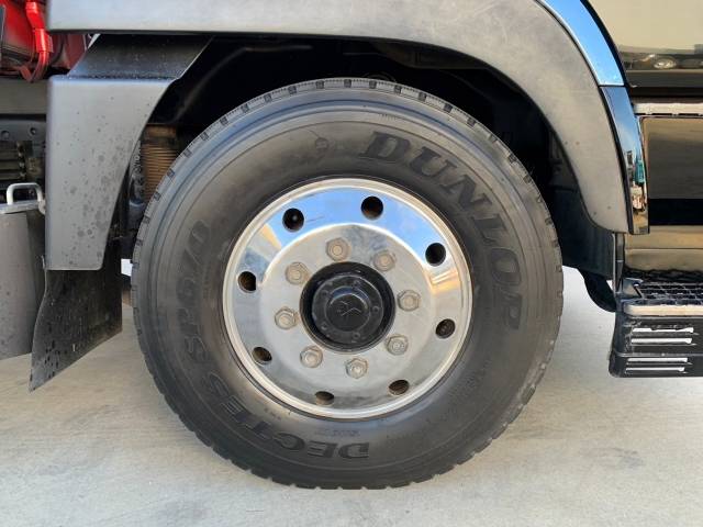 三菱ふそうスーパーグレートクレーン3段大型（10t）[写真16]