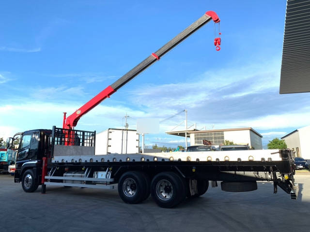 三菱ふそうスーパーグレートクレーン3段大型（10t）[写真02]