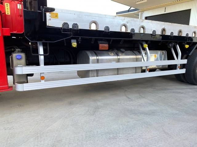 三菱ふそうスーパーグレートクレーン3段大型（10t）[写真20]