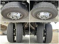 三菱ふそうファイター幌ウイング中型（4t）[写真22]