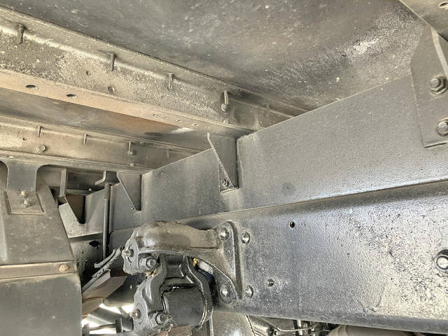 三菱ふそうファイター幌ウイング中型（4t）[写真24]