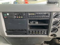 三菱ふそうファイター幌ウイング中型（4t）[写真35]