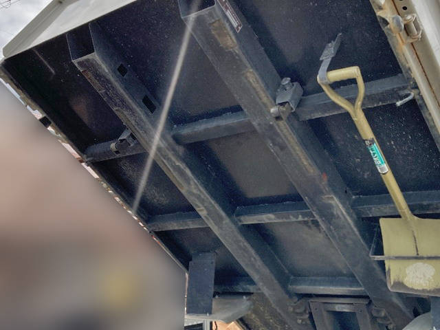 三菱キャンターダンプ小型（2t・3t）[写真11]