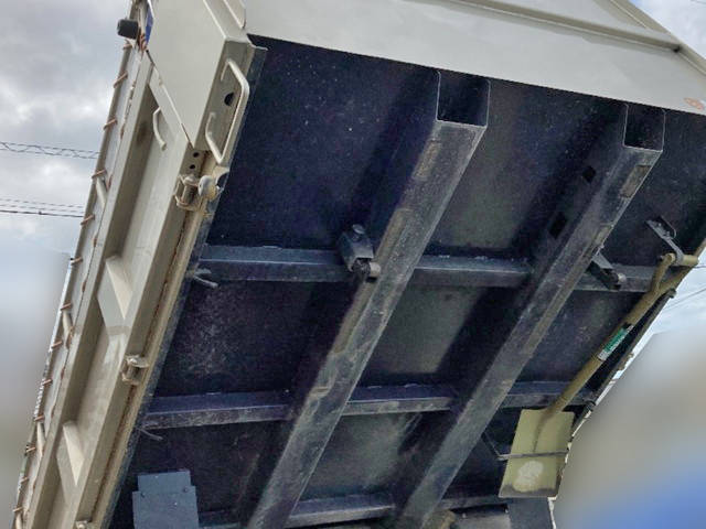 三菱キャンターダンプ小型（2t・3t）[写真12]