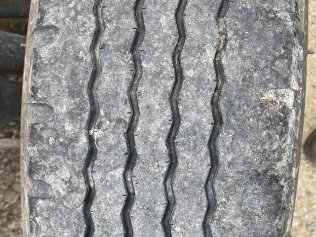 三菱キャンターダンプ小型（2t・3t）[写真16]