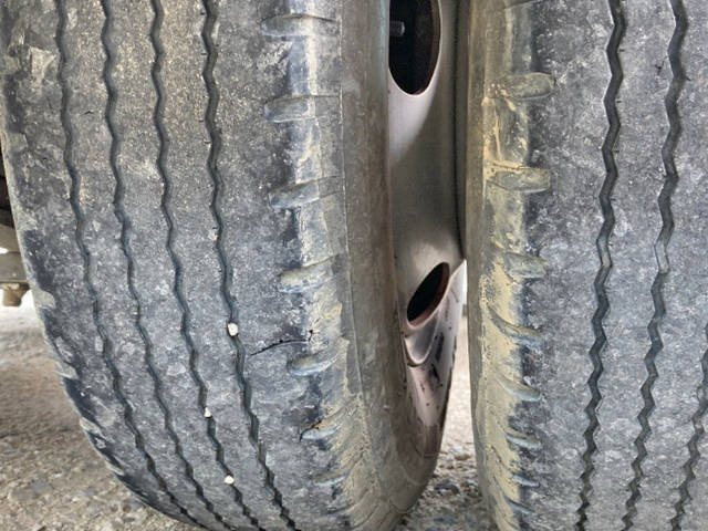 三菱キャンターダンプ小型（2t・3t）[写真17]