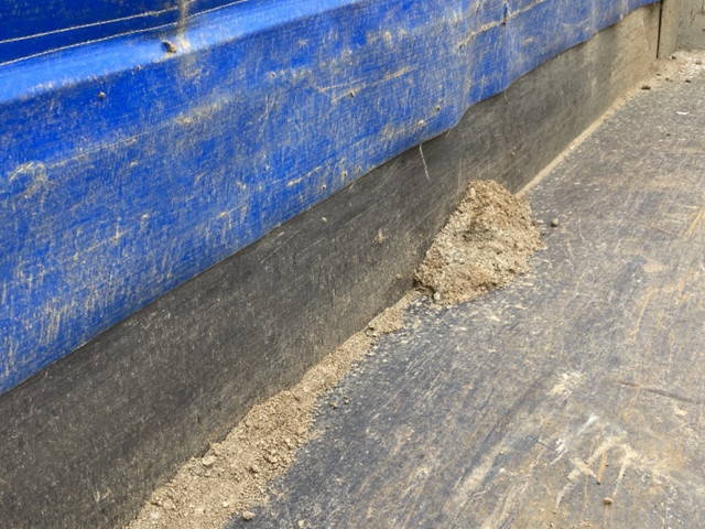 三菱キャンターダンプ小型（2t・3t）[写真06]