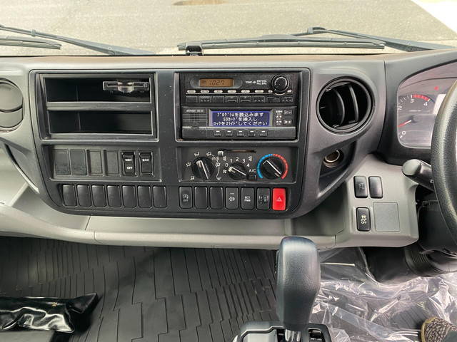 日野デュトロアルミバン小型（2t・3t）[写真13]