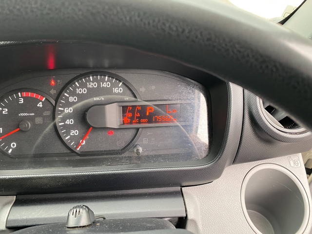 日野デュトロアルミバン小型（2t・3t）[写真15]