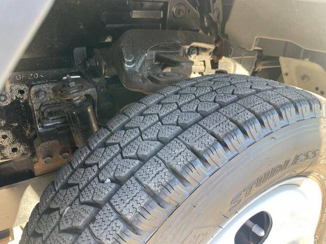 いすゞエルフダブルキャブ（Wキャブ）小型（2t・3t）[写真12]