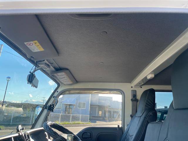 いすゞエルフダブルキャブ（Wキャブ）小型（2t・3t）[写真19]