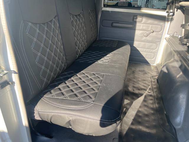 いすゞエルフダブルキャブ（Wキャブ）小型（2t・3t）[写真32]