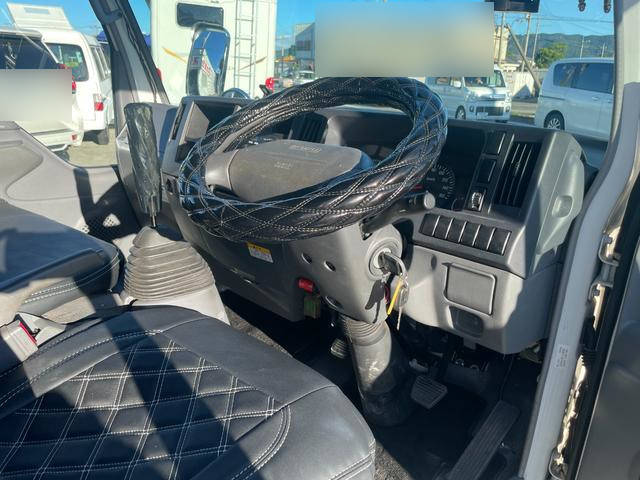 いすゞエルフダブルキャブ（Wキャブ）小型（2t・3t）[写真36]