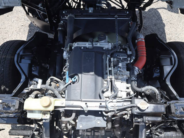 三菱ふそうキャンター平ボディ小型（2t・3t）[写真23]