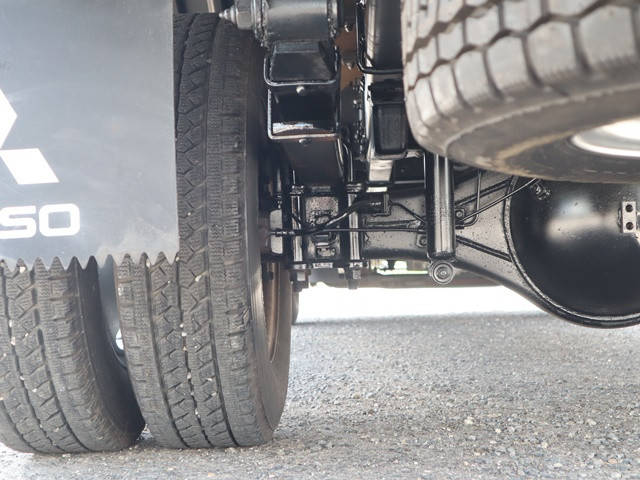 三菱ふそうキャンター平ボディ小型（2t・3t）[写真29]